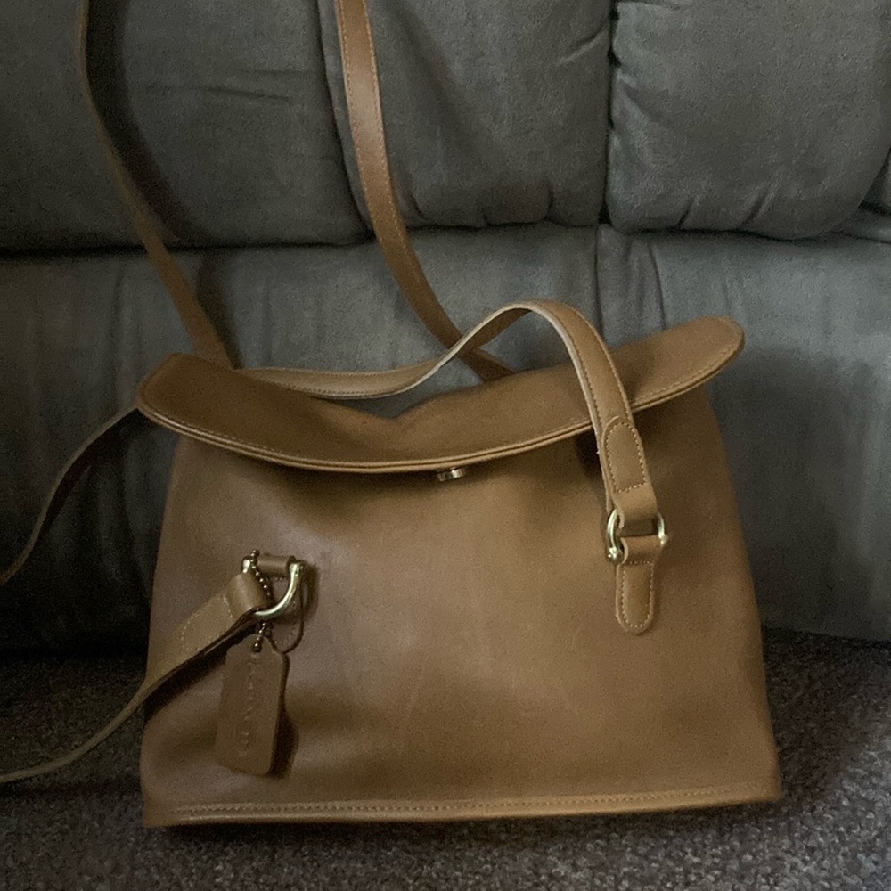 Coach Leather Bag. Like new. Pet and smoke free household.